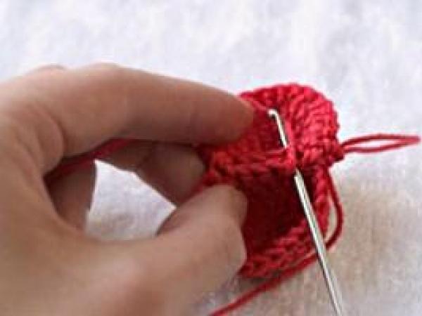 Как связать крючком сердечко или уютные валентинки своими руками